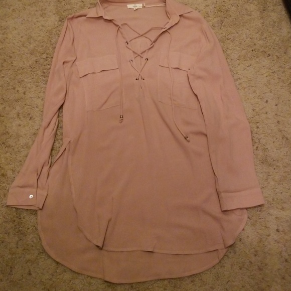 Top - Picture 2 of 2